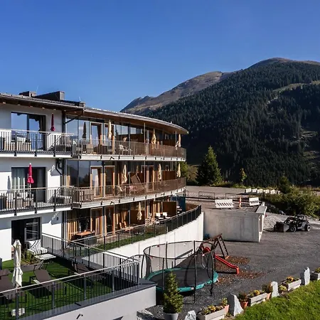 Ursprung Panorama Hotel 4*