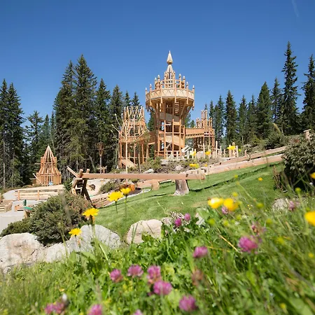 Ursprung Panorama Hotel 4*